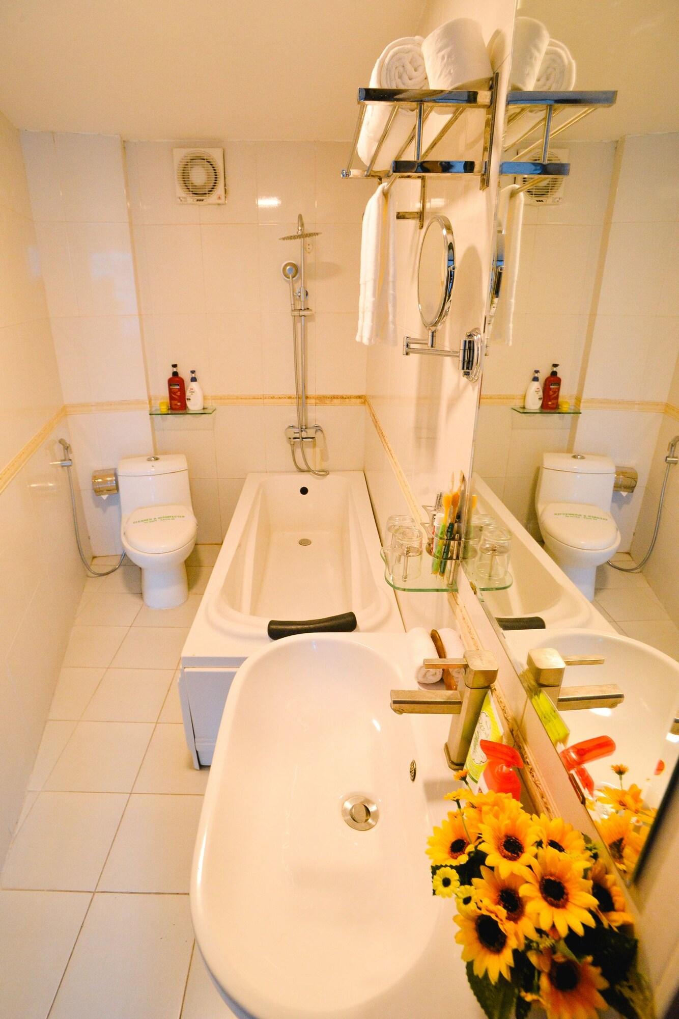A25 - 96 Bà Trưng Khách sạn 2*