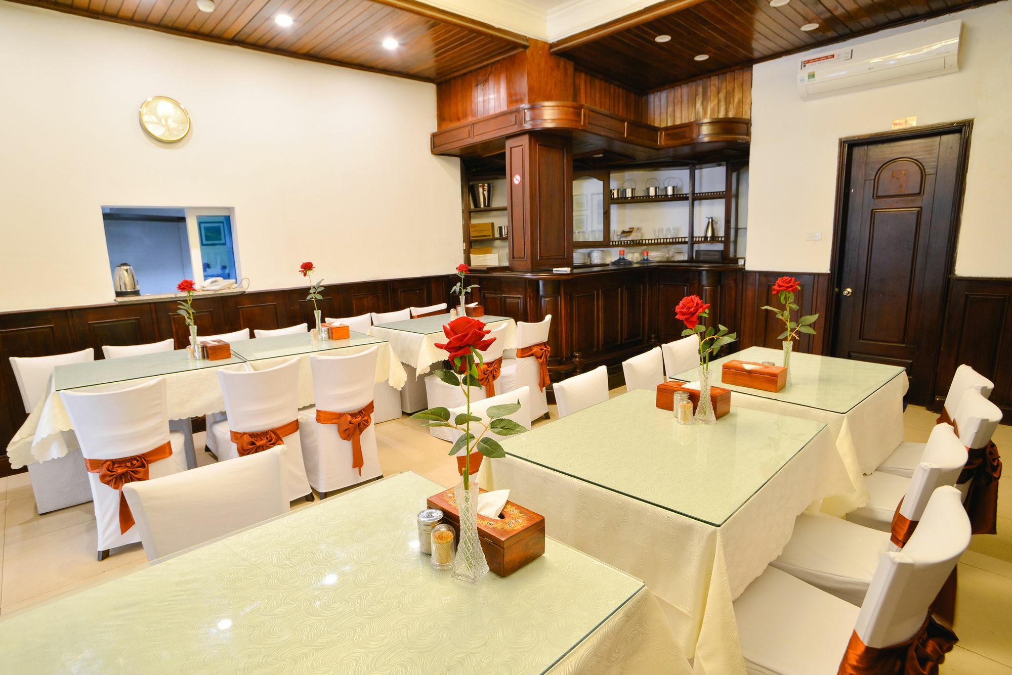 A25 - 96 Bà Trưng Khách sạn 2*